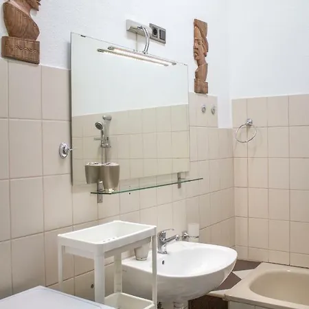 Fovam Apartment